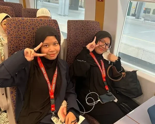 jamaah umroh gen z hana tours
