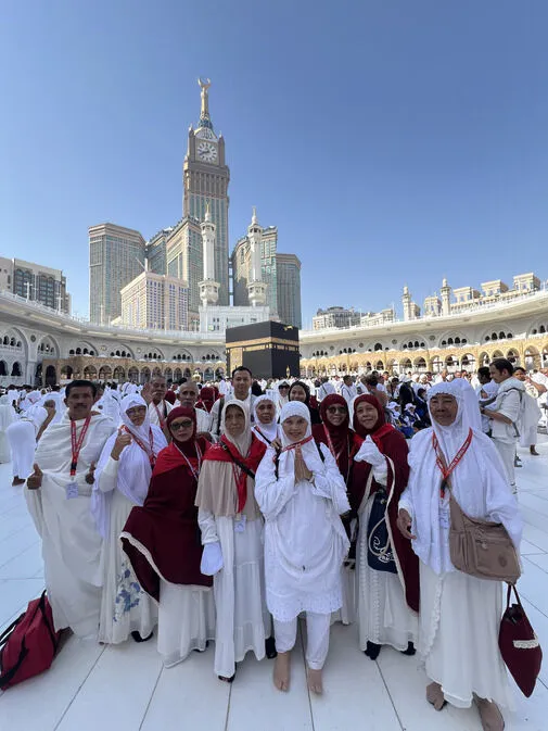 dokumentasi umroh jamaah hana tours (5)